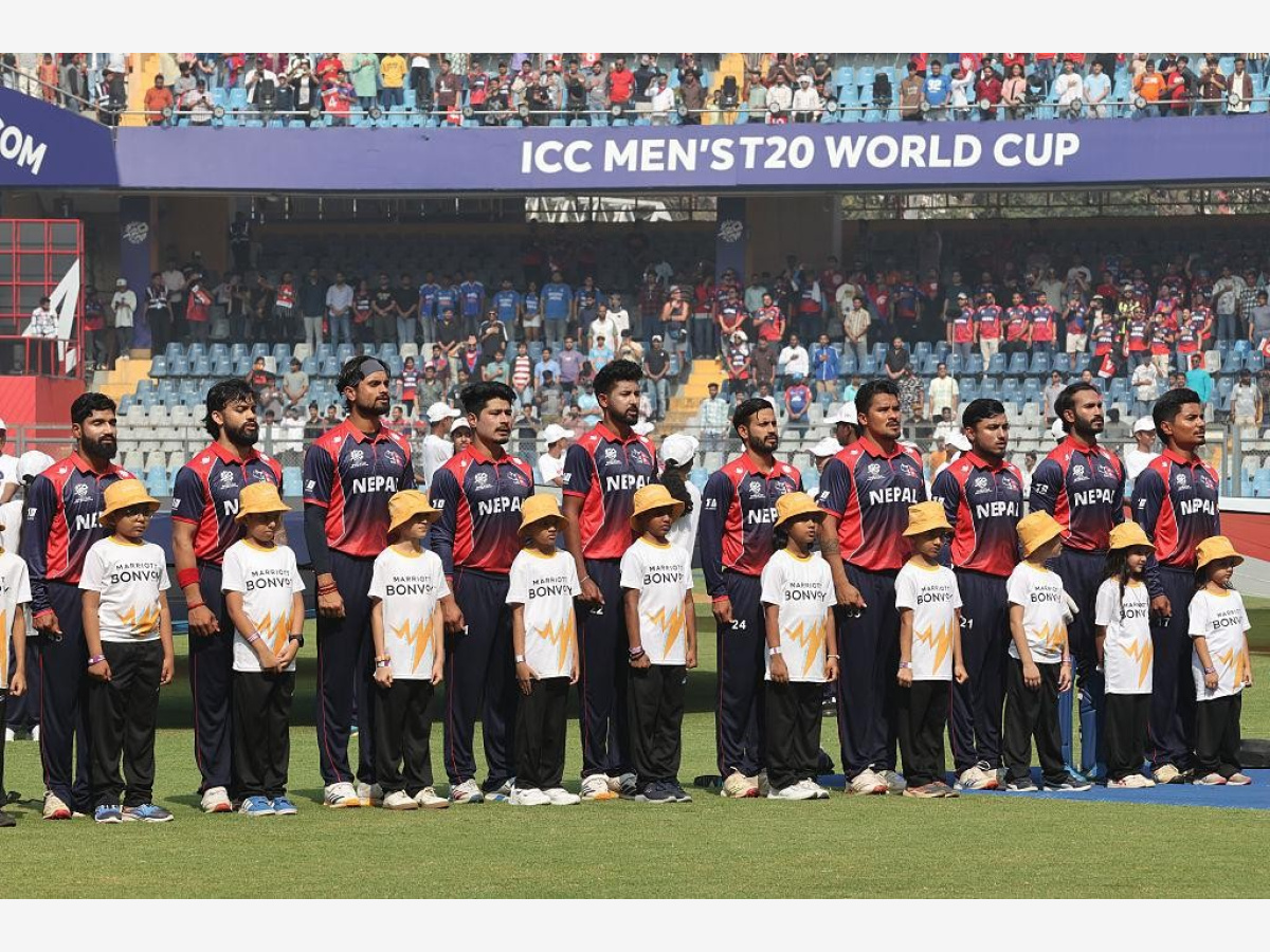 इंग्ल्यान्डविरुद्ध नेपालको संघर्षपूर्ण प्रदर्शन