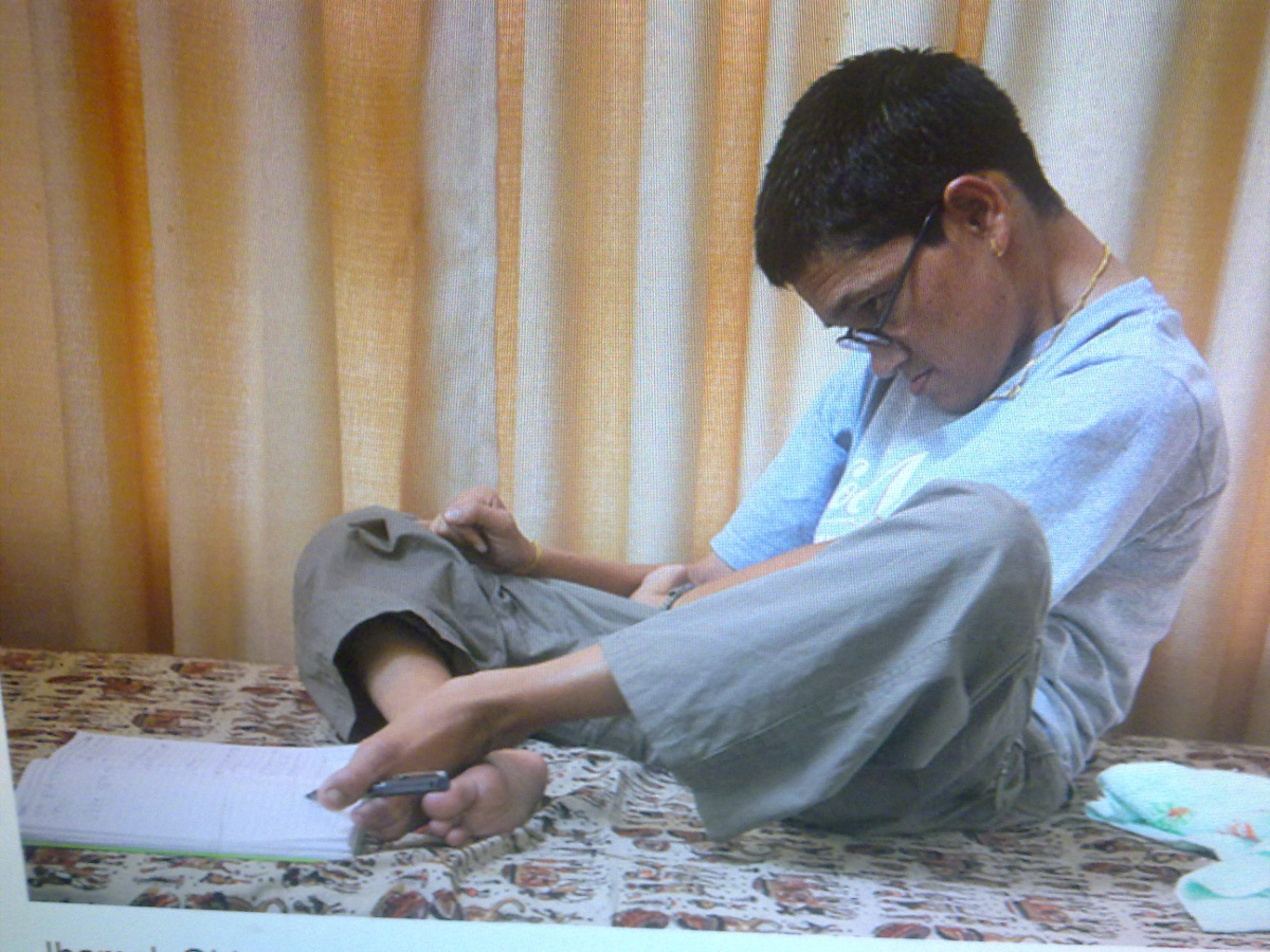 अंकिता बिष्ट काठमाडौ जादा बिराटनगर एयरपोर्टमा मदन पुरस्कार झमक घिमिरे संग