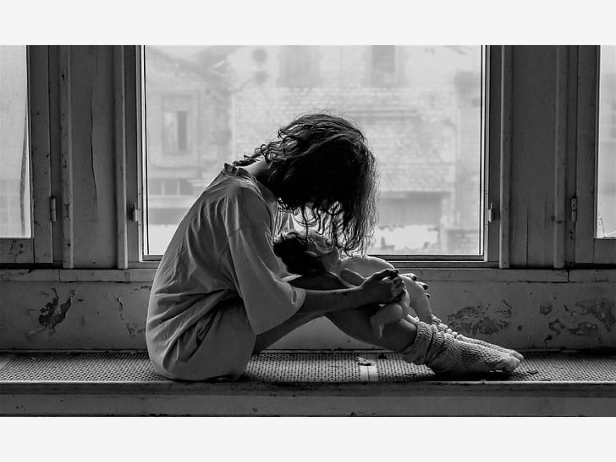 मृत्यक रिनाको बिगत र बर्तमान, बैदेशिक रोजगारले निम्त्याएको नेपाली समाज