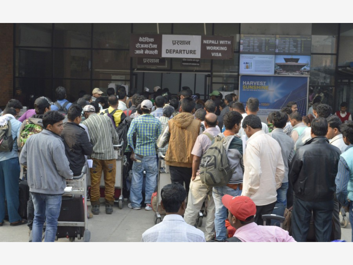 प्रवासमा नेपाली: रोजगारी, सुरक्षा र रेमिट्यान्सको बढ्दो निर्भरता