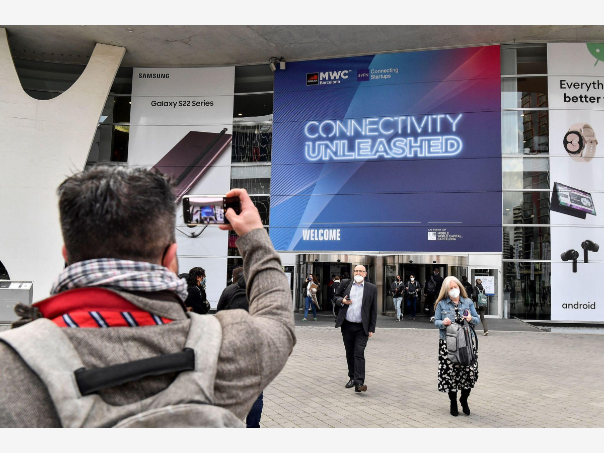 MWC 2026 सुरु हुँदै, AI फोन र भविष्यको 6G प्रविधिमा विश्वको ध्यान