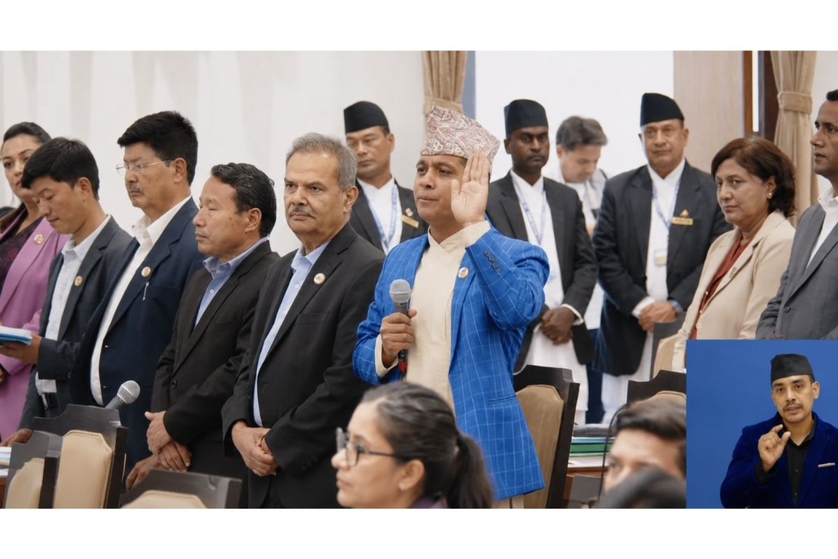 विपक्षीको अवरोधपछि संसद् बैठक १५ मिनेटका लागि स्थगित